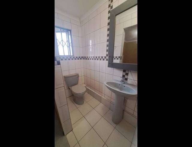 2 BEDROOM PROPERTY TO RENT IN ALAN MANOR